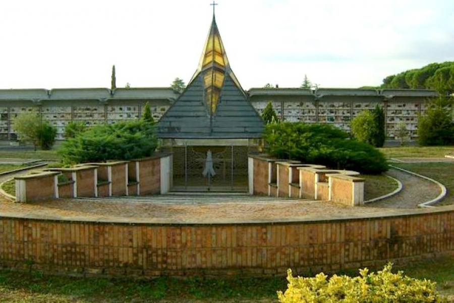 El Santo Padre celebrar&aacute; en el cementerio de Prima Porta la misa de difuntos