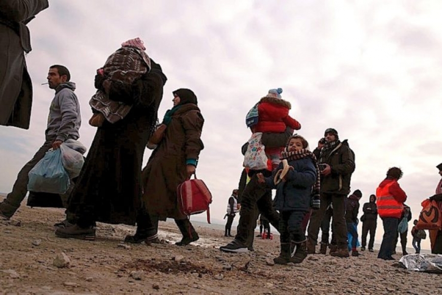 El Papa pide &laquo;afrontar la crisis del desplazamiento masivo&raquo;