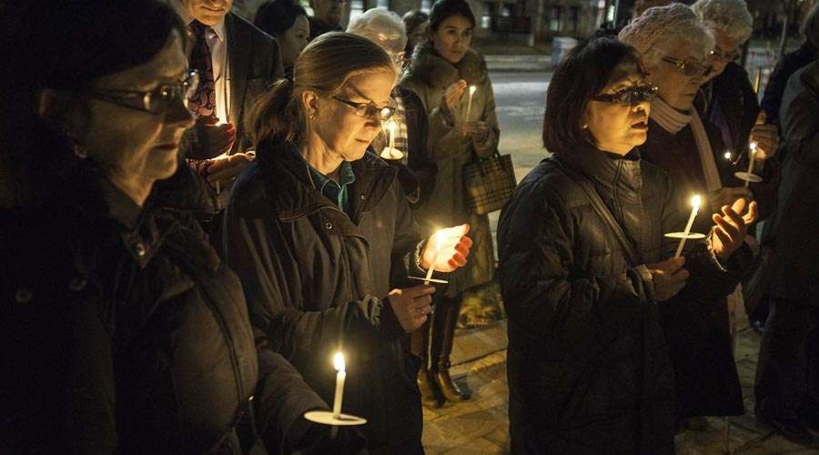 Obispo pide orar por legisladores que quieren vetar vigilias ante cl&iacute;nicas de aborto
