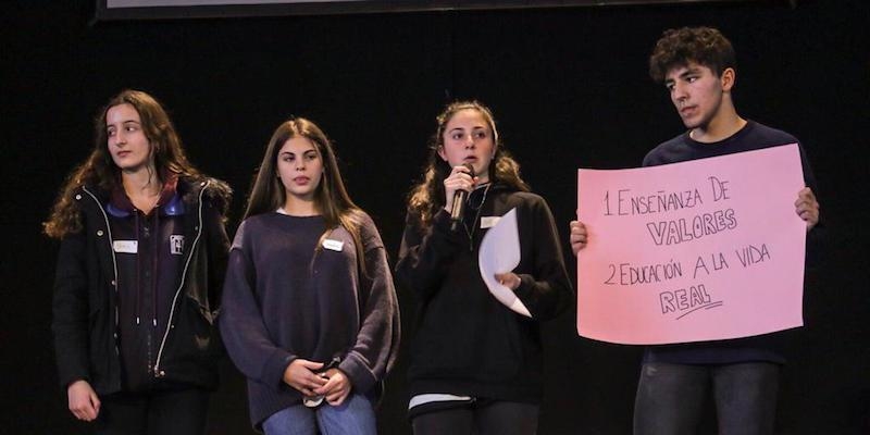 Scholas Granada: J&oacute;venes reclaman una &laquo;educaci&oacute;n para la vida&raquo;