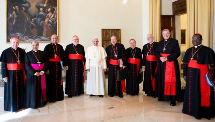 El Consejo de cardenales examina los &uacute;ltimos pasos de la reforma de la Curia