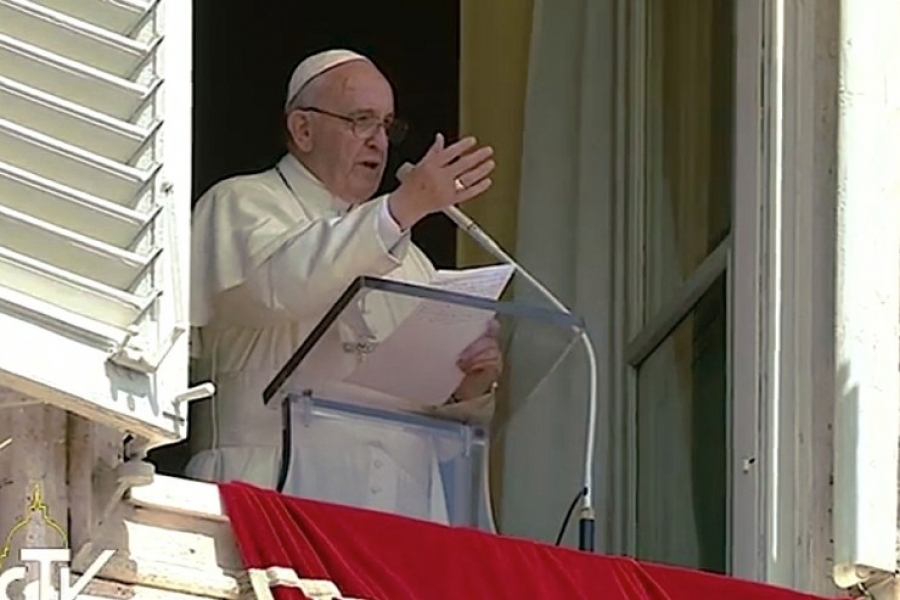 Francisco recuerda que 'la fe es un don de Dios y no fruto del proselitismo'