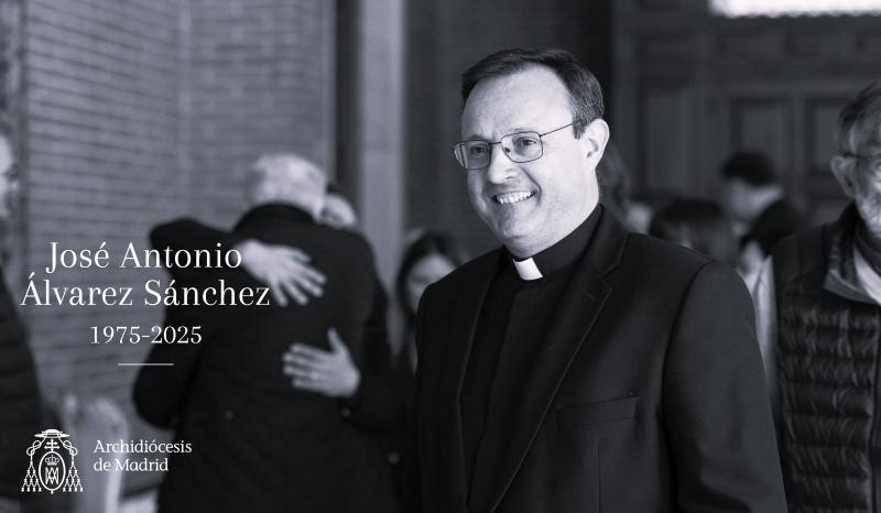 Misa funeral por el eterno descanso de Monse&ntilde;or Jos&eacute; Antonio &Aacute;lvarez en la catedral de la Almudena