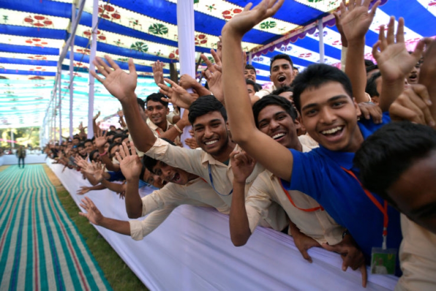 Bangladesh: &laquo;Santo Padre, los j&oacute;venes te amamos&raquo;