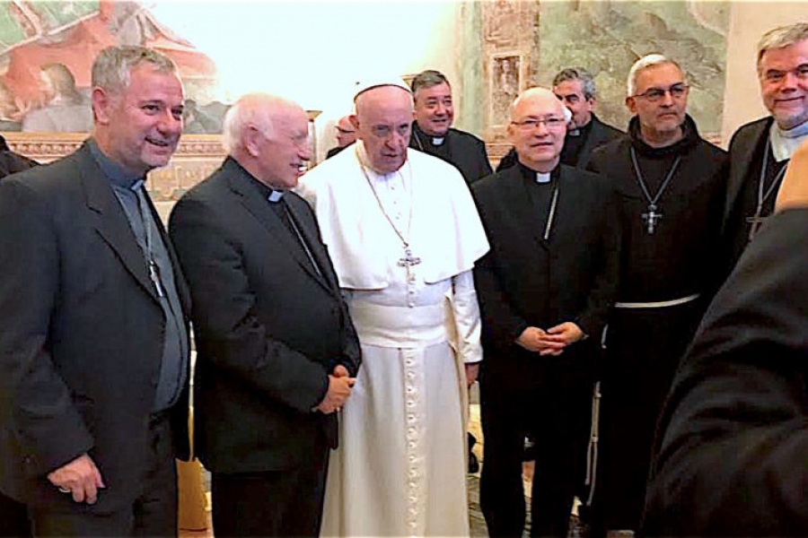 Visita 'ad limina' de los obispos chilenos: segunda reuni&oacute;n con el Papa y siete cardenales