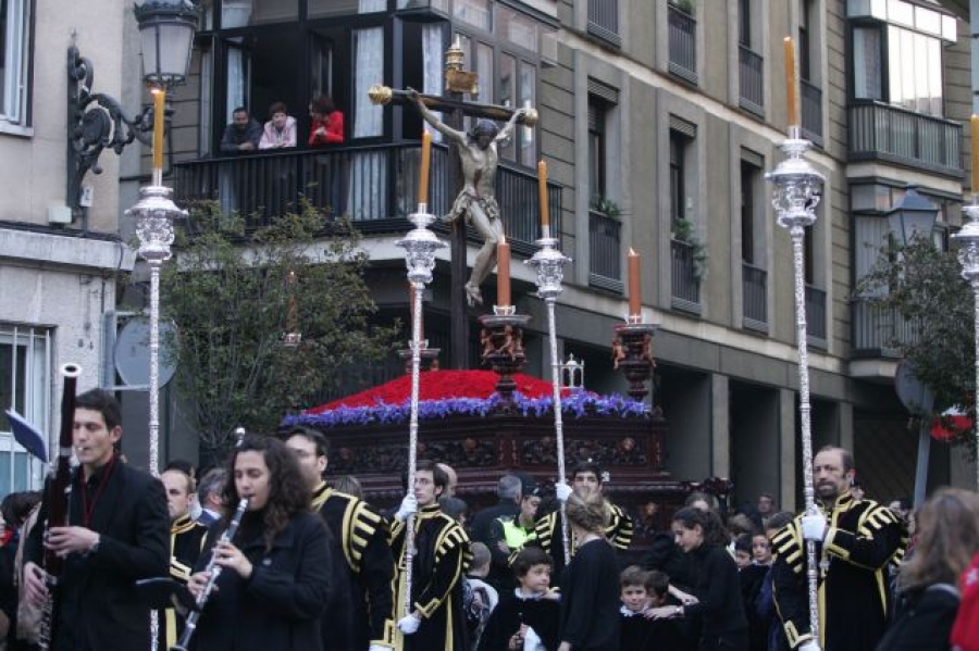 Salida procesional del Cristo de los Estudiantes en el Domingo de Ramos