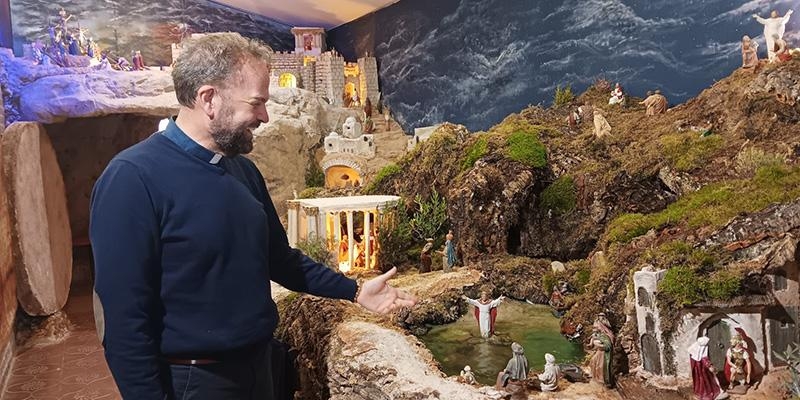 Pasi&oacute;n en la parroquia San Bonifacio para &laquo;ver y entender lo que se lee&raquo; en el Evangelio