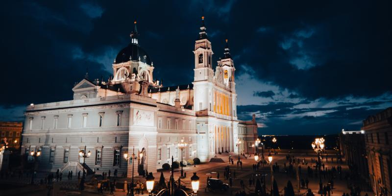Madrid celebrar&aacute; una misa funeral por el Papa Francisco este martes, 29 de abril, en la catedral de la Almudena