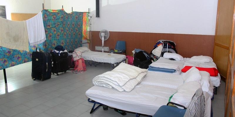 &laquo;La Administraci&oacute;n deja a ni&ntilde;os durmiendo en la calle y tienen que intervenir Iglesia y vecinos&raquo;
