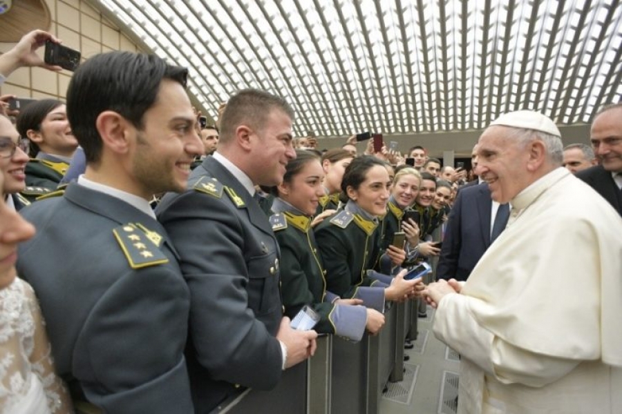 J&oacute;venes: &laquo;Sed portadores del amor de Cristo&raquo;