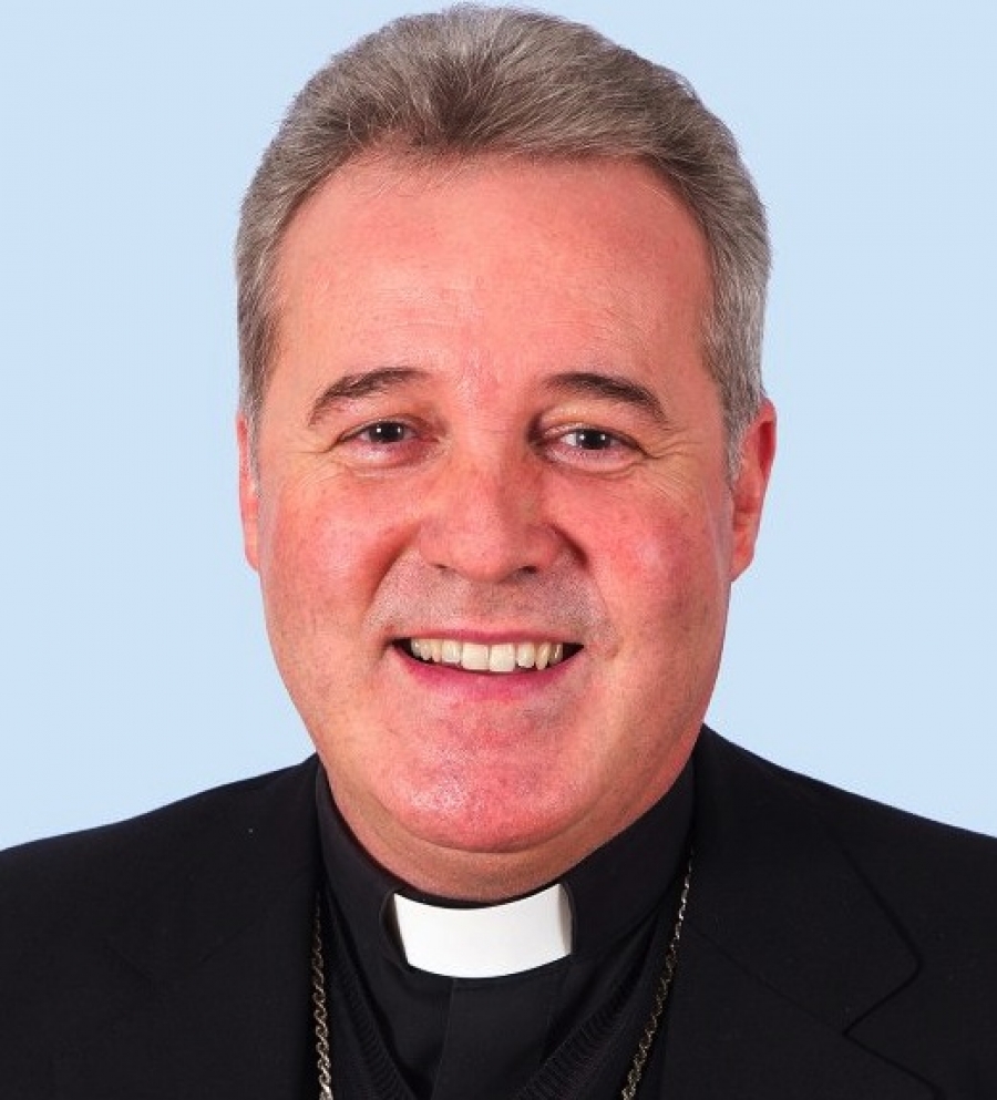 Uno de los grandes retos del S&iacute;nodo es lograr una Pastoral Familiar 2.0, afirma monse&ntilde;or Iceta