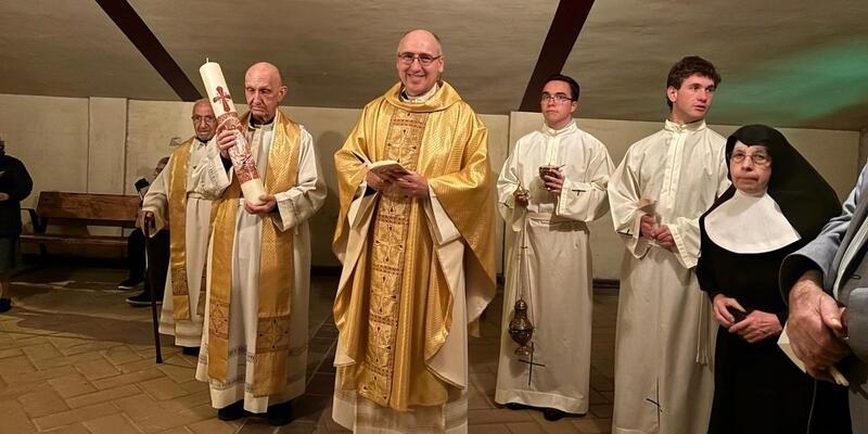 Ignacio L&oacute;pez-Vivi&eacute; celebra 25 a&ntilde;os de sacerdocio dando gracias al Se&ntilde;or por haberle &laquo;llamado&raquo; y por haberse &laquo;fiado de &eacute;l&raquo;