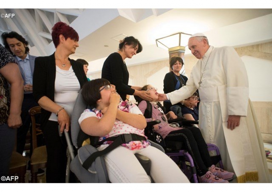 El Papa recibe a un grupo de niños enfermos: “Sois los héroes de la vida”