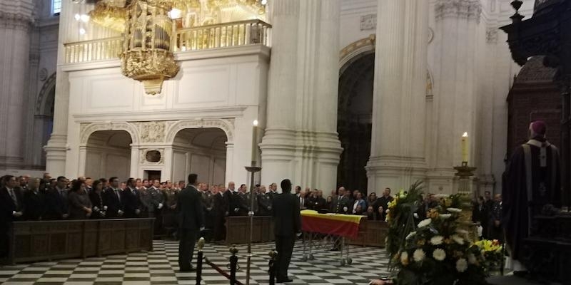 Monse&ntilde;or Javier Mart&iacute;nez en el funeral por el guardia civil Jos&eacute; Manuel Arcos: &laquo;La muerte no tiene la &uacute;ltima palabra&raquo;