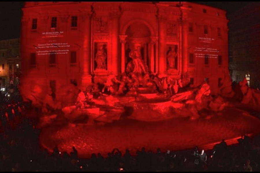 'No podemos olvidar a la Iglesia m&aacute;rtir que cada d&iacute;a se da por amor'