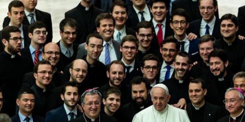 El Papa recibe a los seminaristas de la Di&oacute;cesis de Getafe