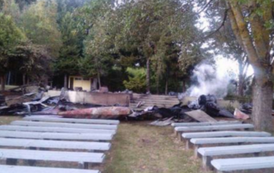 Chile: Incendian un santuario y una casa de retiro