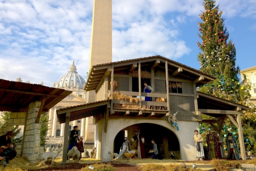 El 9 de diciembre inauguran el pesebre y &aacute;rbol de Navidad en la plaza de San Pedro
