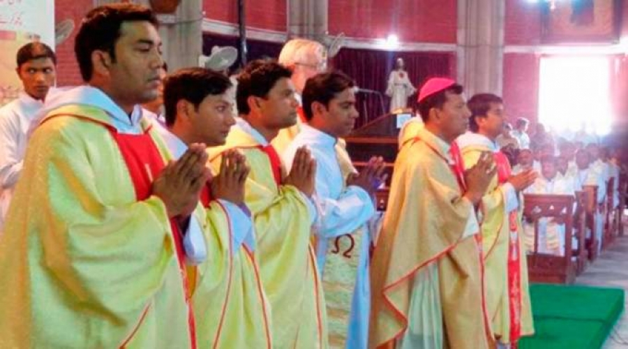 Los m&aacute;rtires en Pakist&aacute;n son &laquo;semillas de nuevos cristianos&raquo;, afirma sacerdote