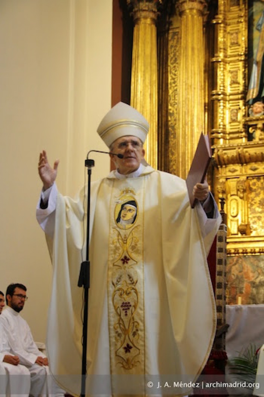 El cardenal se re&uacute;ne con el Consejo de Juventud de la CEE