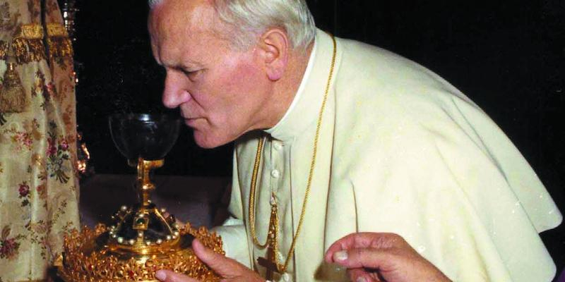 El aula de actualidad de Asunción de Nuestra Señora de Torrelodones recuerda a san Juan Pablo II