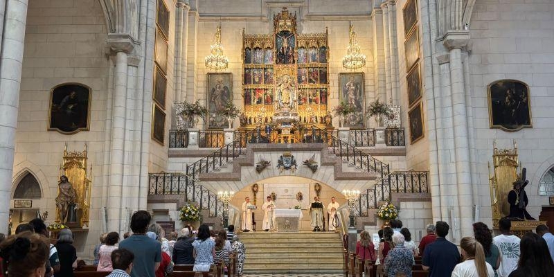 Fiesta de la Dedicaci&oacute;n de la Catedral de la Almudena: &laquo;S&iacute;mbolo de la fe, la historia y la devoci&oacute;n de todos los madrile&ntilde;os&raquo;