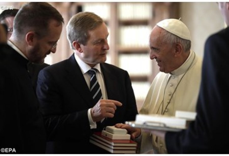 El Santo Padre recibe al primer ministro de Irlanda