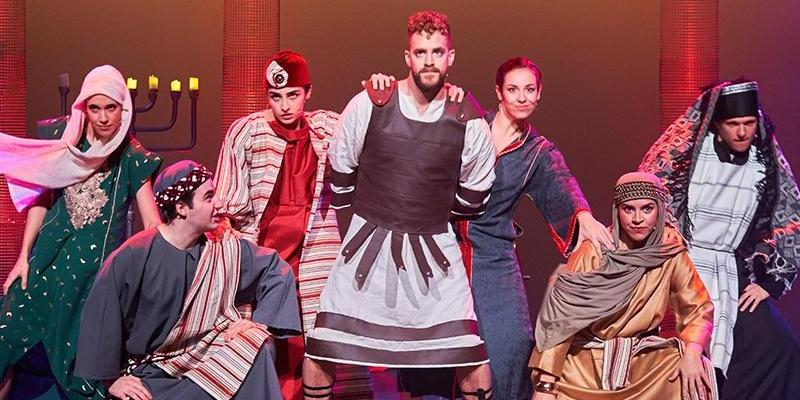 Javier Lorenzo, director de &ldquo;La noche del 24&rdquo;: &laquo;Un espect&aacute;culo de primer nivel que aterriza en los teatros Luchana para contarle al mundo que en Bel&eacute;n no naci&oacute; Pap&aacute; Noel&raquo;