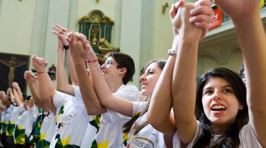 Papa Francisco exhorta a los catequistas a caminar &laquo;desde y con Cristo&raquo;