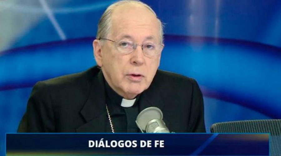 Cardenal Cipriani defiende el rol de los padres en la educaci&oacute;n de sus hijos