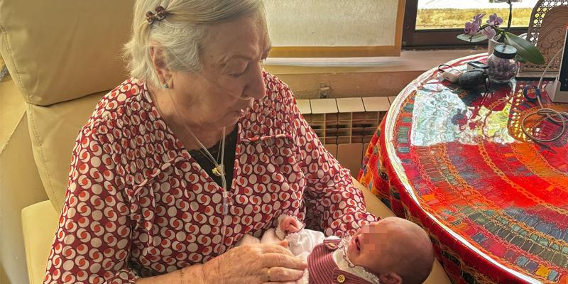 Cuatro generaciones de una misma familia en el Jubileo de los Ni&ntilde;os, las Familias y los Mayores: &laquo;Hay familias que viven su fe y ah&iacute; vamos a estar celebr&aacute;ndolo&raquo;