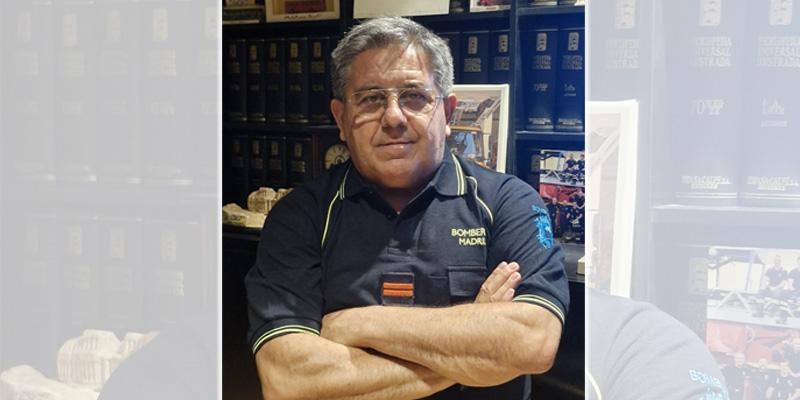 El bombero F&eacute;lix Alonso bajar&aacute; el cuadro de la Paloma: colof&oacute;n a toda una vida profesional y entrega del testigo a su hija &laquo;sirviendo a Madrid&raquo; en las emergencias
