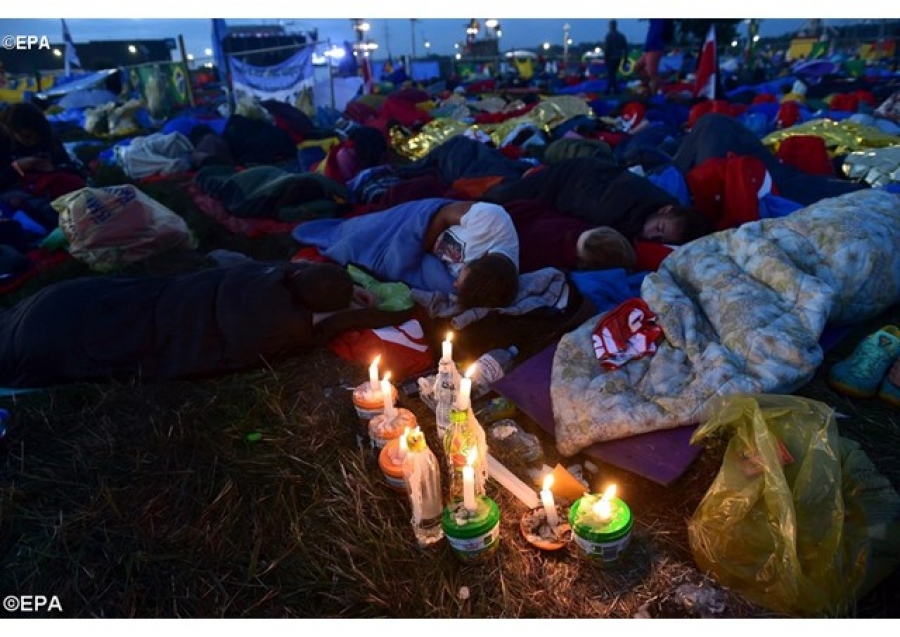 El Papa con los j&oacute;venes en la Vigilia: &laquo;Jes&uacute;s quiere construir el futuro contigo. &iquest;Te animas?&raquo;