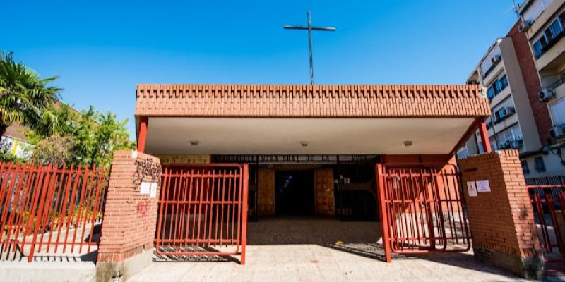Javier Larrocha, p&aacute;rroco de Nuestra Se&ntilde;ora de la Vega: &laquo;En estos 60 a&ntilde;os, nuestra parroquia ha sido un faro de luz para muchas personas&raquo;