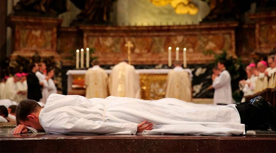 La defensa del matrimonio motiv&oacute; a dos pastores anglicanos a abrazar el catolicismo