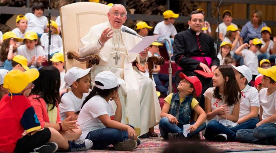 A las escuelas cat&oacute;licas: Educad a la plenitud de la humanidad