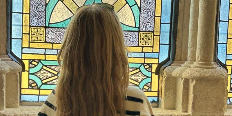 El testimonio de Tiana, que recibe los sacramentos de la iniciaci&oacute;n cristiana en la catedral: &laquo;Mi vida ahora no tendr&iacute;a sentido sin Dios&raquo;