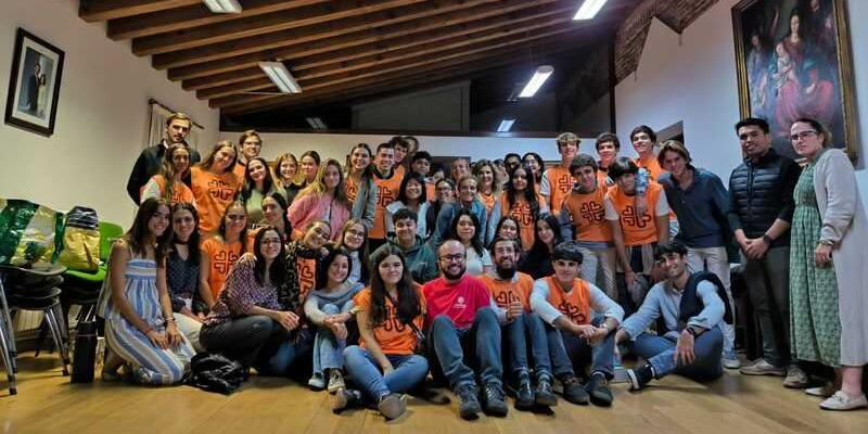 Pilar Mart&iacute;nez, coordinadora de &ldquo;Bocadillo Solidario&rdquo;: &laquo;Queremos que los universitarios entiendan que las personas sin hogar no son parte del decorado de la ciudad&raquo;