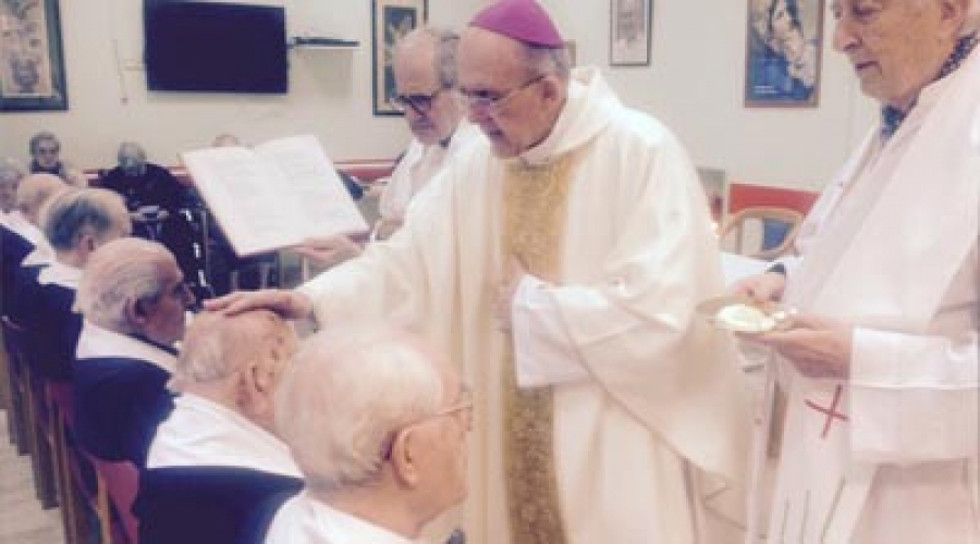 El Arzobispo de Madrid imparte la Unci&oacute;n de Enfermos a sacerdotes en la Jornada Mundial del Enfermo