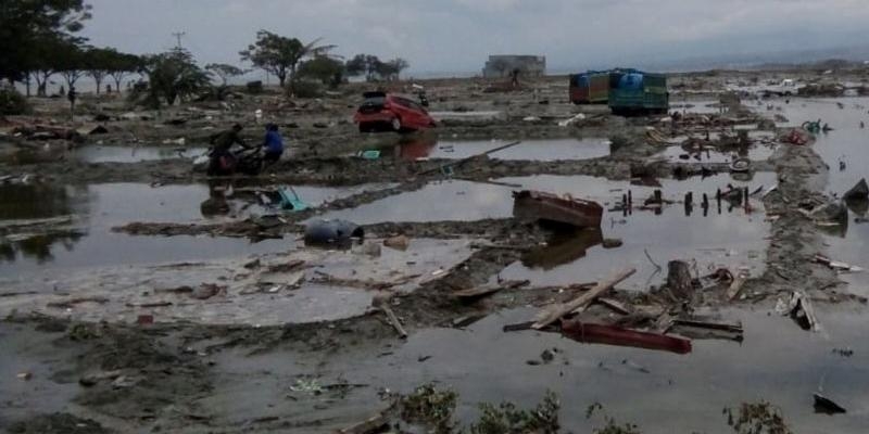 C&aacute;ritas aporta 200.000 euros a los damnificados del tsunami en Indonesia y del tif&oacute;n en Filipinas