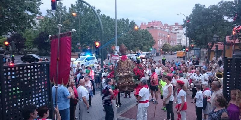 San Fermín y Madre del Buen Pastor conmemoran al patrono del barrio con Misa y procesión