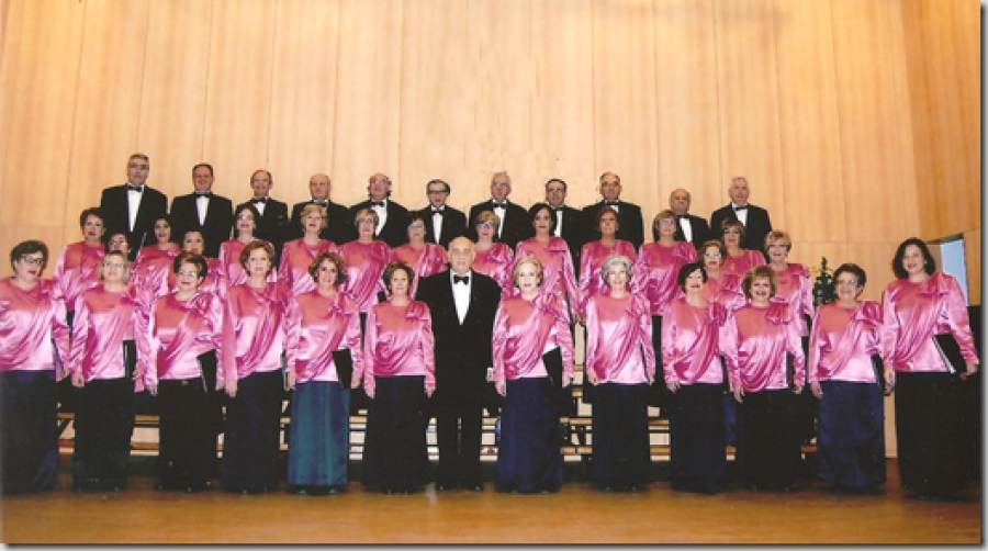 El Coro del Colleyville High School canta en la Cripta de la catedral