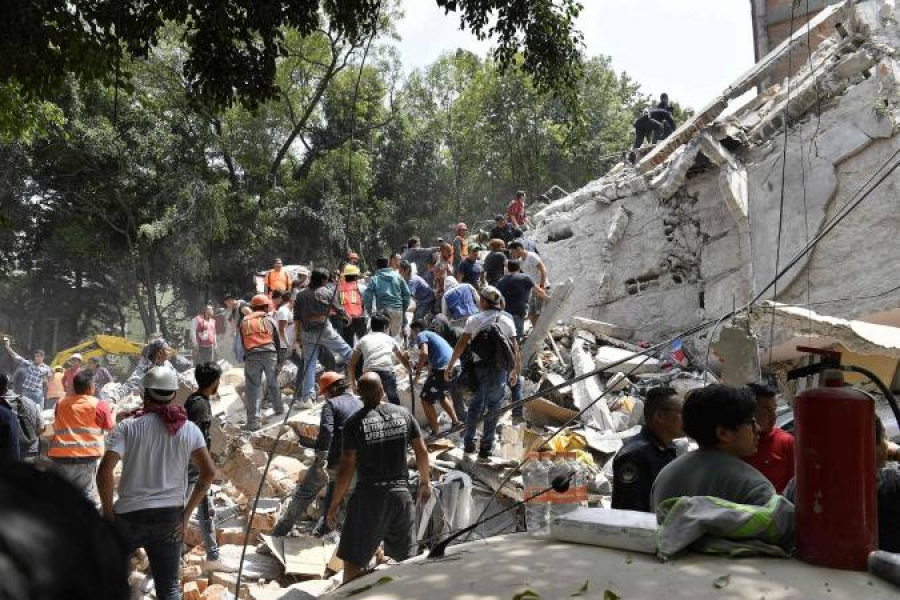 Terremoto en M&eacute;xico deja al menos 100 muertos: Obispos piden oraciones