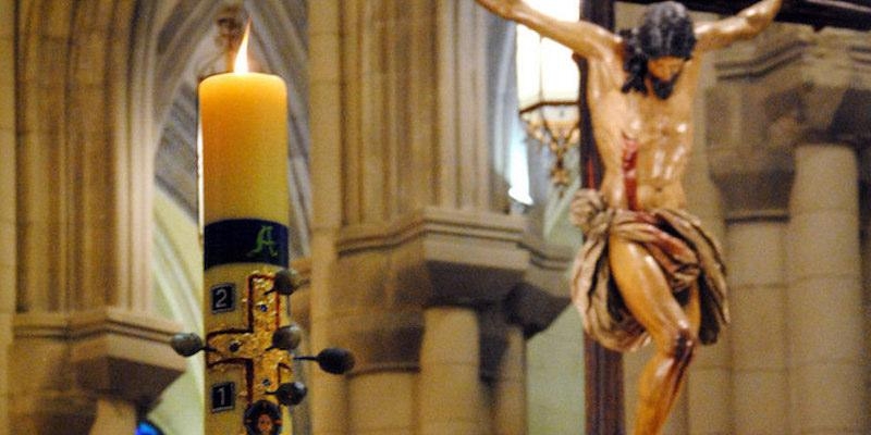 Francisco Pérez Sánchez imparte la charla &#039;El Espíritu Santo: el don de la Pascua en la Iglesia&#039; en Nuestra Señora de Europa