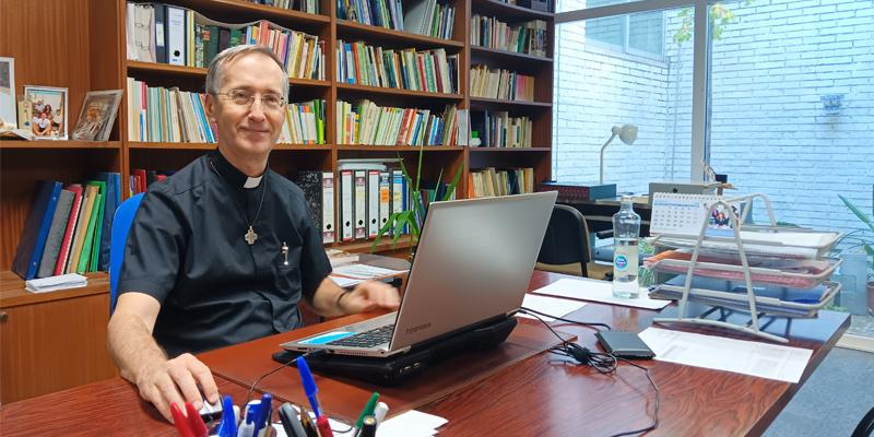 Juan Antonio S&aacute;nchez, p&aacute;rroco de Nuestra Se&ntilde;ora Reina del Cielo: &laquo;El consejo pastoral parroquial ayuda a salir del clericalismo&raquo;