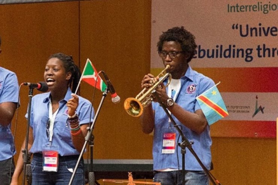 Papa Francisco: Los adultos no podemos quitarles a ni&ntilde;os y j&oacute;venes la capacidad de so&ntilde;ar