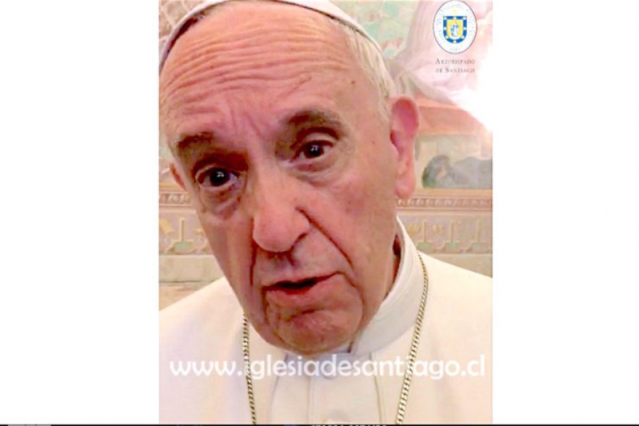 Francisco graba un video para los 'sacerdotes de frontera' que combaten la droga en Chile