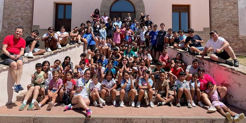 Un centenar de ni&ntilde;os de los barrios de Pan Bendito, Lavapi&eacute;s y Malasa&ntilde;a participan en las colonias de verano de las Escuelas de la Paz de la Comunidad de Sant&rsquo;Egidio en Madrid