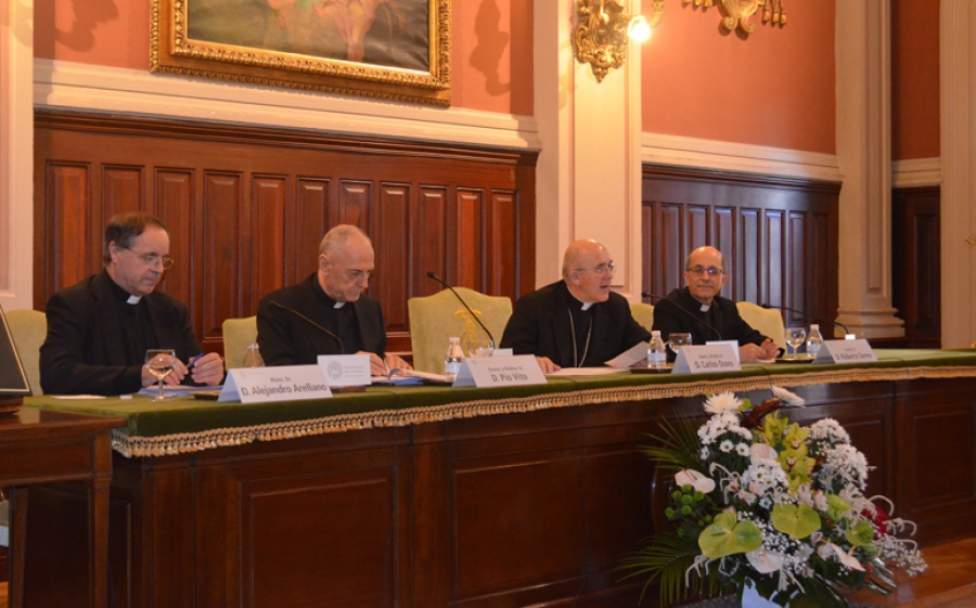 Decano de la Rota Romana: &laquo;Los canonistas necesitan tambi&eacute;n una conversi&oacute;n&raquo;