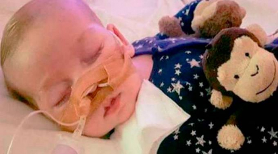Giro en caso Charlie Gard: hospital ingl&eacute;s pide nueva audiencia a Alto Tribunal